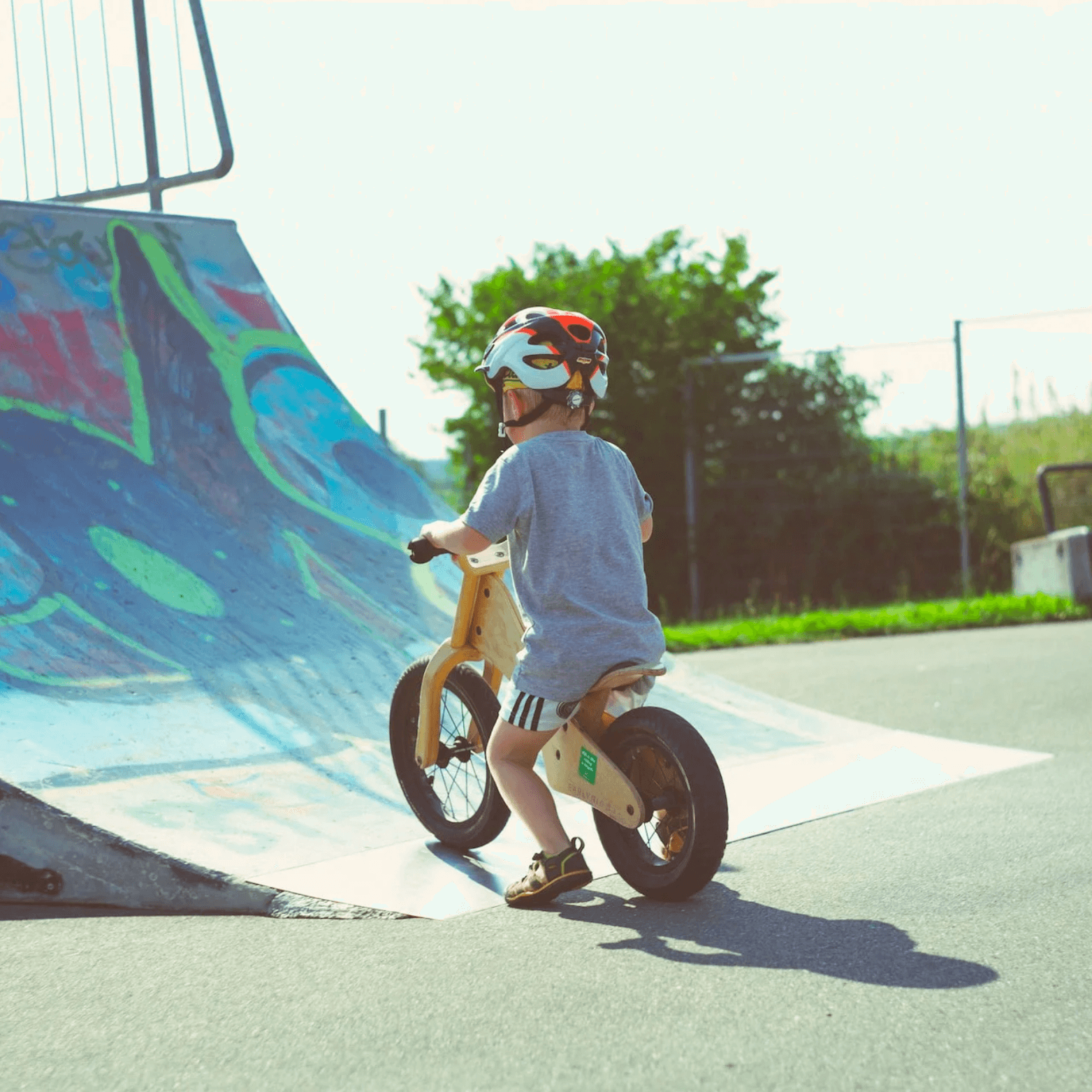 ¿A qué edad le puedes enseñar a tu hijo a montar en bici?